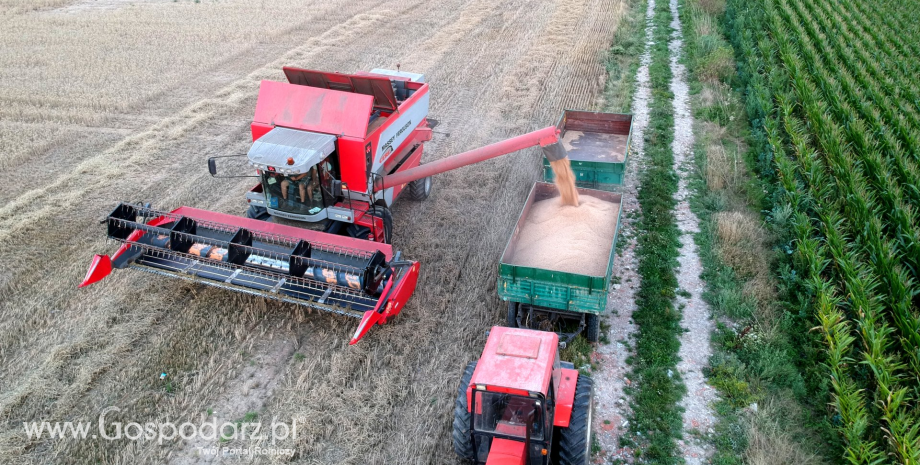 Poruszanie się maszynami rolniczymi na drogach publicznych w otoczeniu pojazdów pilotujących