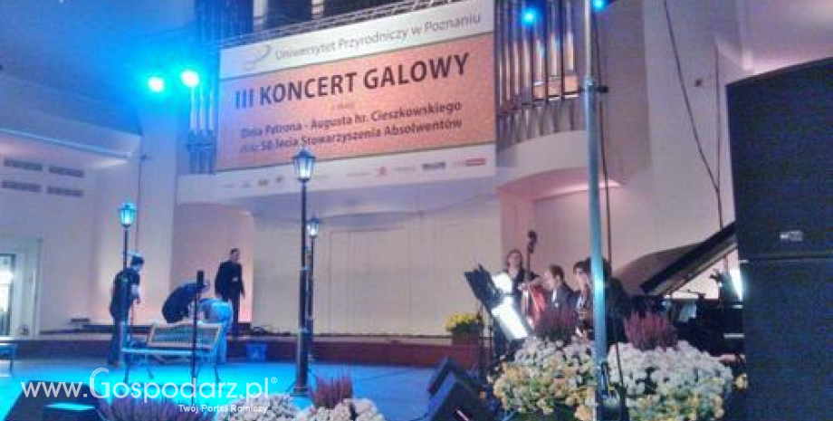 III Koncert Galowy z okazji Dnia Patrona - hr. Augusta Cieszkowskiego i 50-lecia Stowarzyszenia Absolwentów [on-line foto]