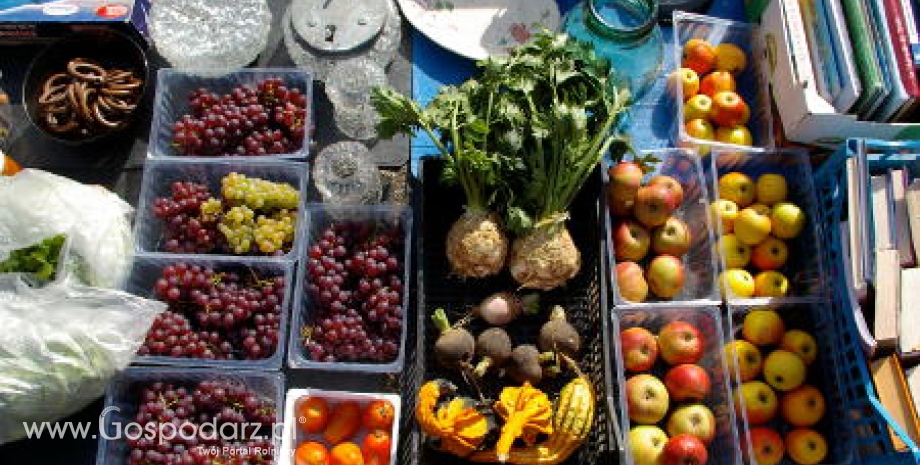 Straż miejska będzie sprzedawać owoce i warzywa