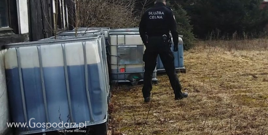 Policja zatrzymała fałszerzy paliwa. Wprowadzili na rynek ponad 1,5 mln litrów podrobionego oleju napędowego