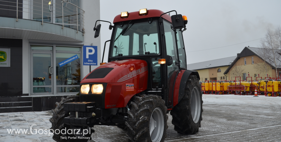 Ciągniki Agrifarm z silnikiem Perkins już w Grójcu!