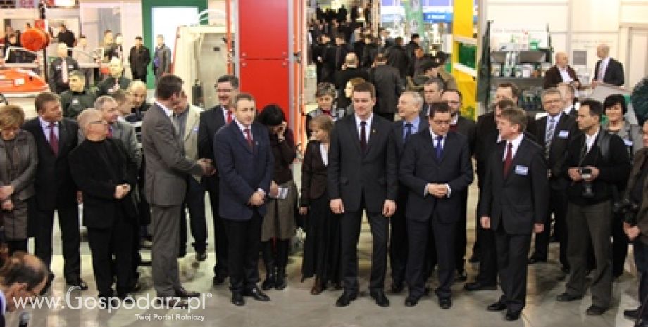 Ferma Bydła oraz Ferma Drobiu i Świń już trwa