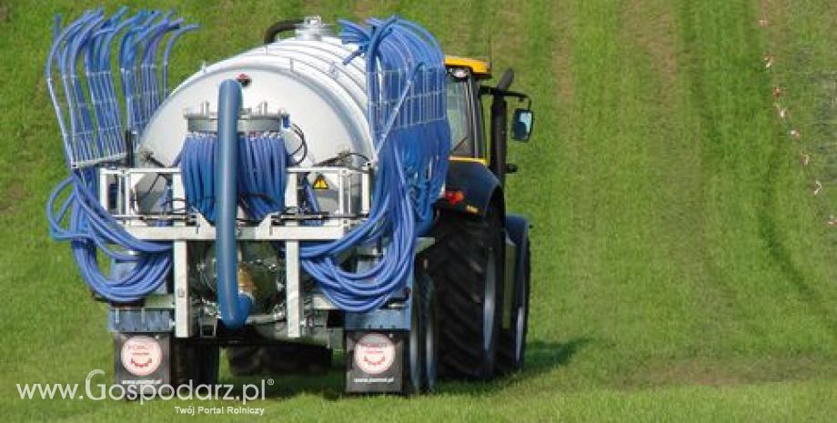 Mocny zestaw JCB i POMOT-u na wystawie Agrotech w Minikowie