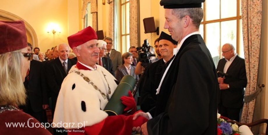 Tytuł Doktora Honoris Causa dla prof. dr Johannesa A.M. van Arendonka