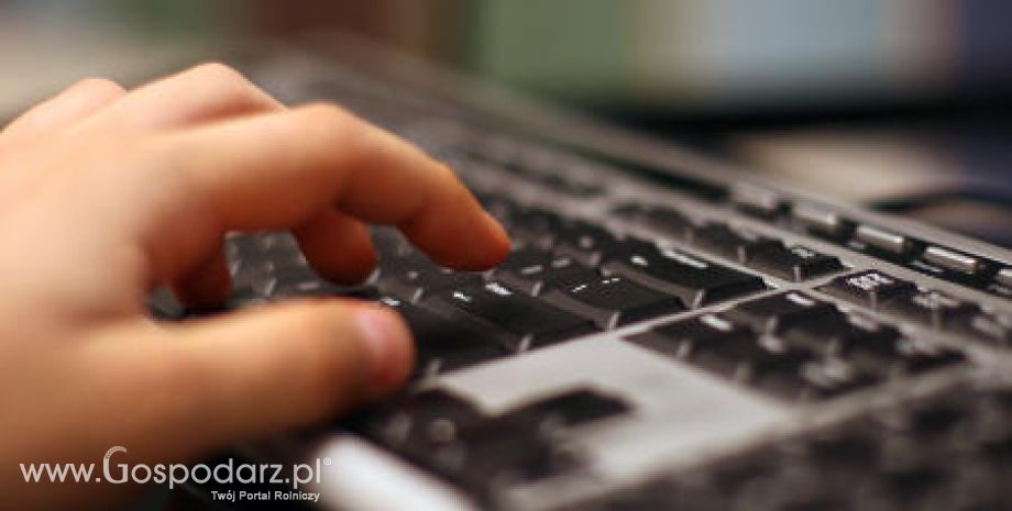 W tym roku ARiMR przyjmie wnioski o dopłaty bezpośrednie także przez Internet