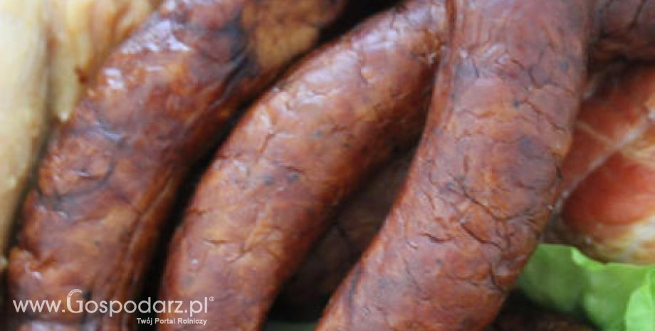 Kiełbasa z mielonych kości, tłuszczu i skóry