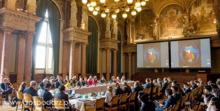 10. Forum Współpracy Rolniczej i Ekonomicznej między Chinami a Europą Środkowo-Wschodnią.